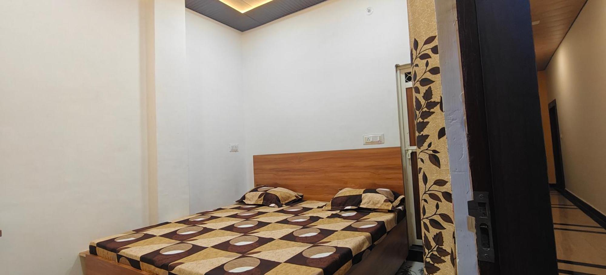 Hotel Mashaal- A Light Lit By Vidhata Jhānsi Εξωτερικό φωτογραφία
