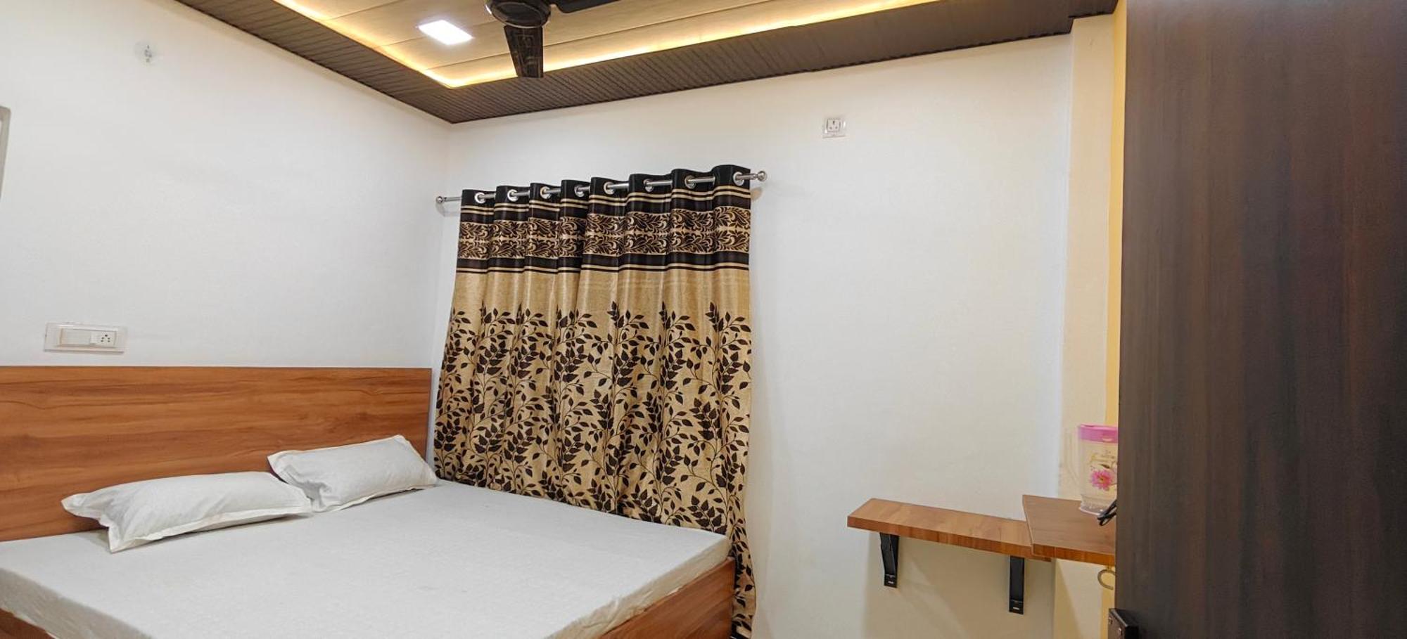 Hotel Mashaal- A Light Lit By Vidhata Jhānsi Εξωτερικό φωτογραφία